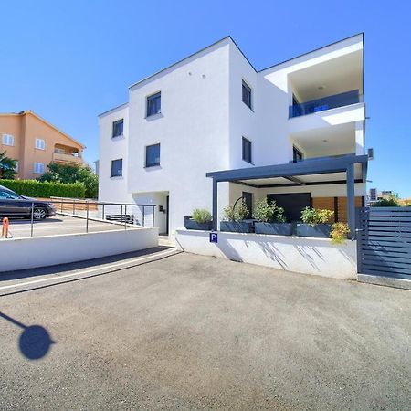 Apartments Nadica Deluxe مالينسكا المظهر الخارجي الصورة