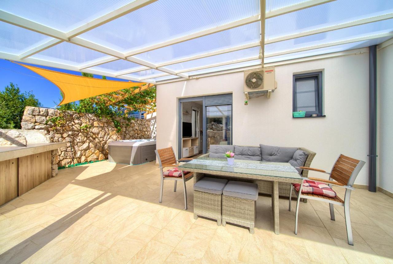 Apartments Nadica Deluxe مالينسكا المظهر الخارجي الصورة