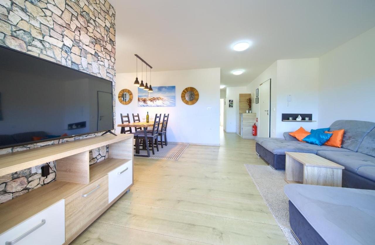 Apartments Nadica Deluxe مالينسكا المظهر الخارجي الصورة