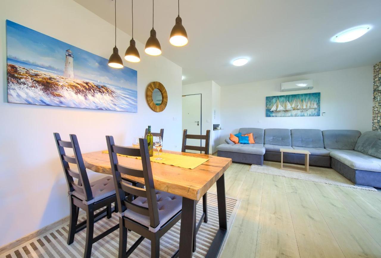 Apartments Nadica Deluxe مالينسكا المظهر الخارجي الصورة