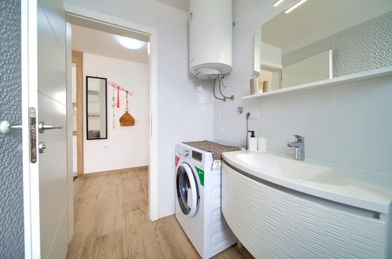 Apartments Nadica Deluxe مالينسكا المظهر الخارجي الصورة