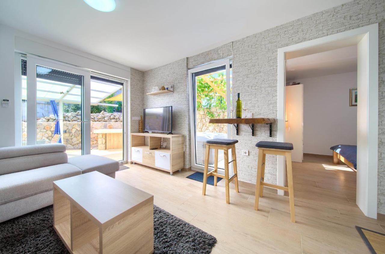 Apartments Nadica Deluxe مالينسكا المظهر الخارجي الصورة