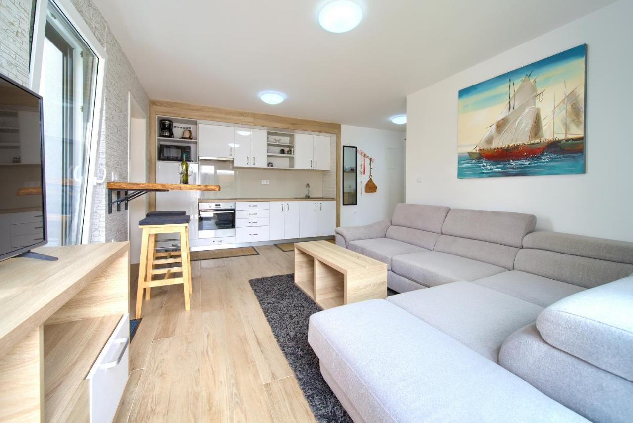 Apartments Nadica Deluxe مالينسكا المظهر الخارجي الصورة